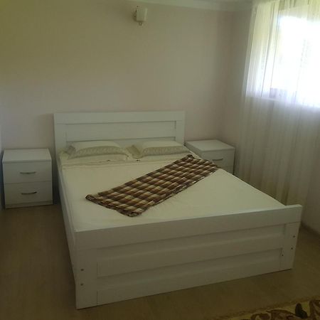 Hotel Shaumiani Kutaisi Exteriér fotografie