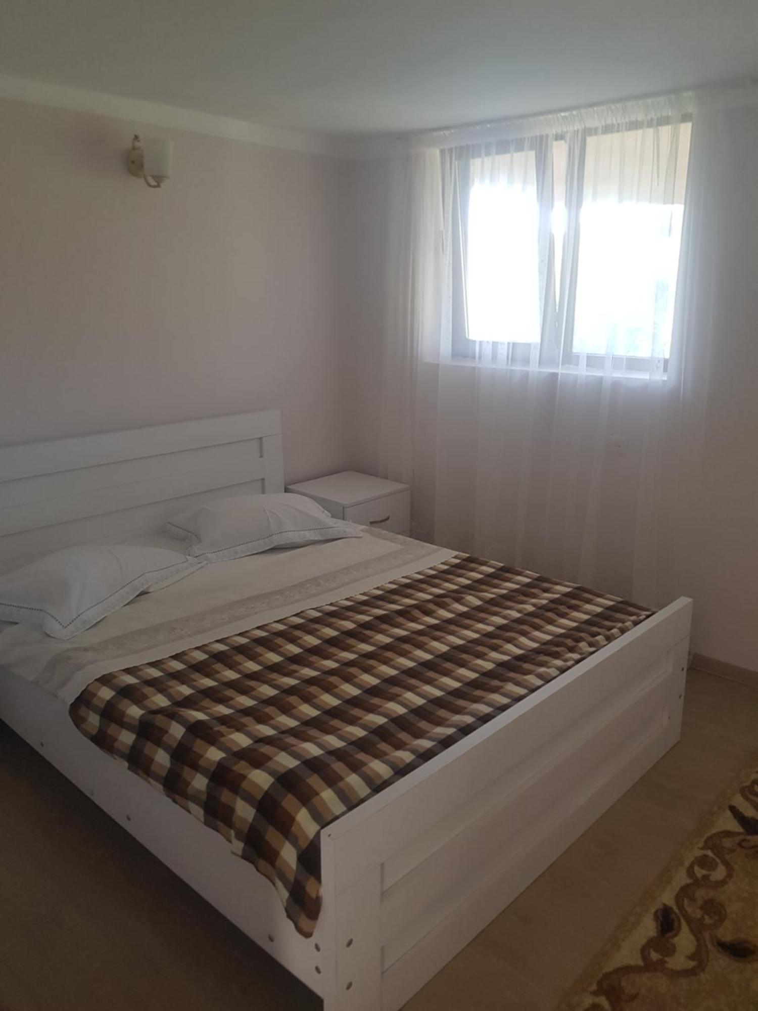 Hotel Shaumiani Kutaisi Exteriér fotografie